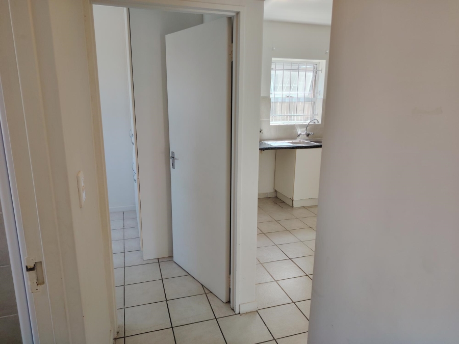 2 Bedroom Property for Sale in Vasco Estate Western Cape